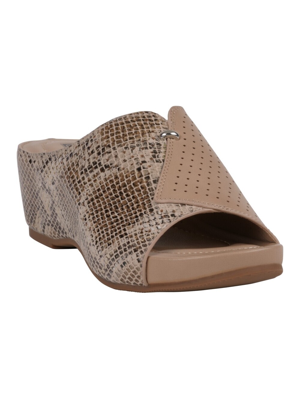 GC Shoes Womens Dacia Slip On Tan 9.5M